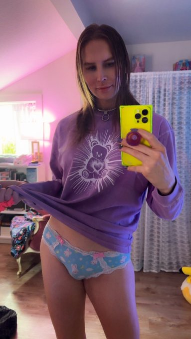 bc i did 30 days of diapers - i was good and didnt complain - daddy is giving me break to wear panties<a href="/tag/newprofilepic"class="tags"><span>#newprofilepic</span></a>