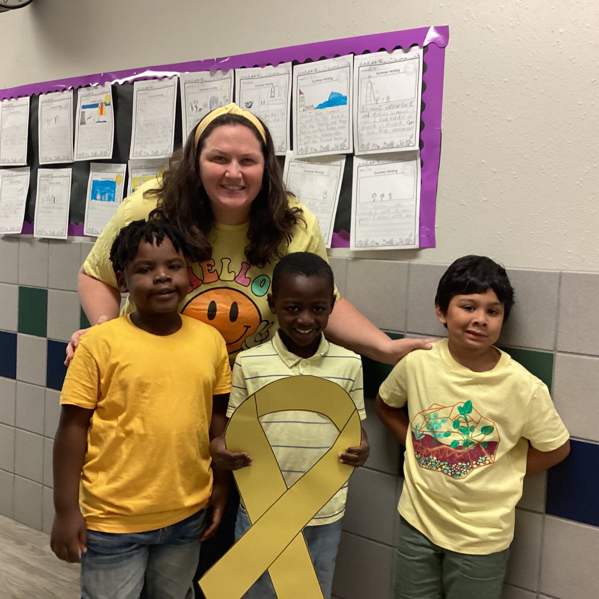 mansfieldisd's tweet photo. Thank you to everyone who showed their #ColorsForCaring! We're sharing all our photos from today at https://t.co/uLCZi4vu1T. We'll see you again on October 2! https://t.co/SemhFpns1M