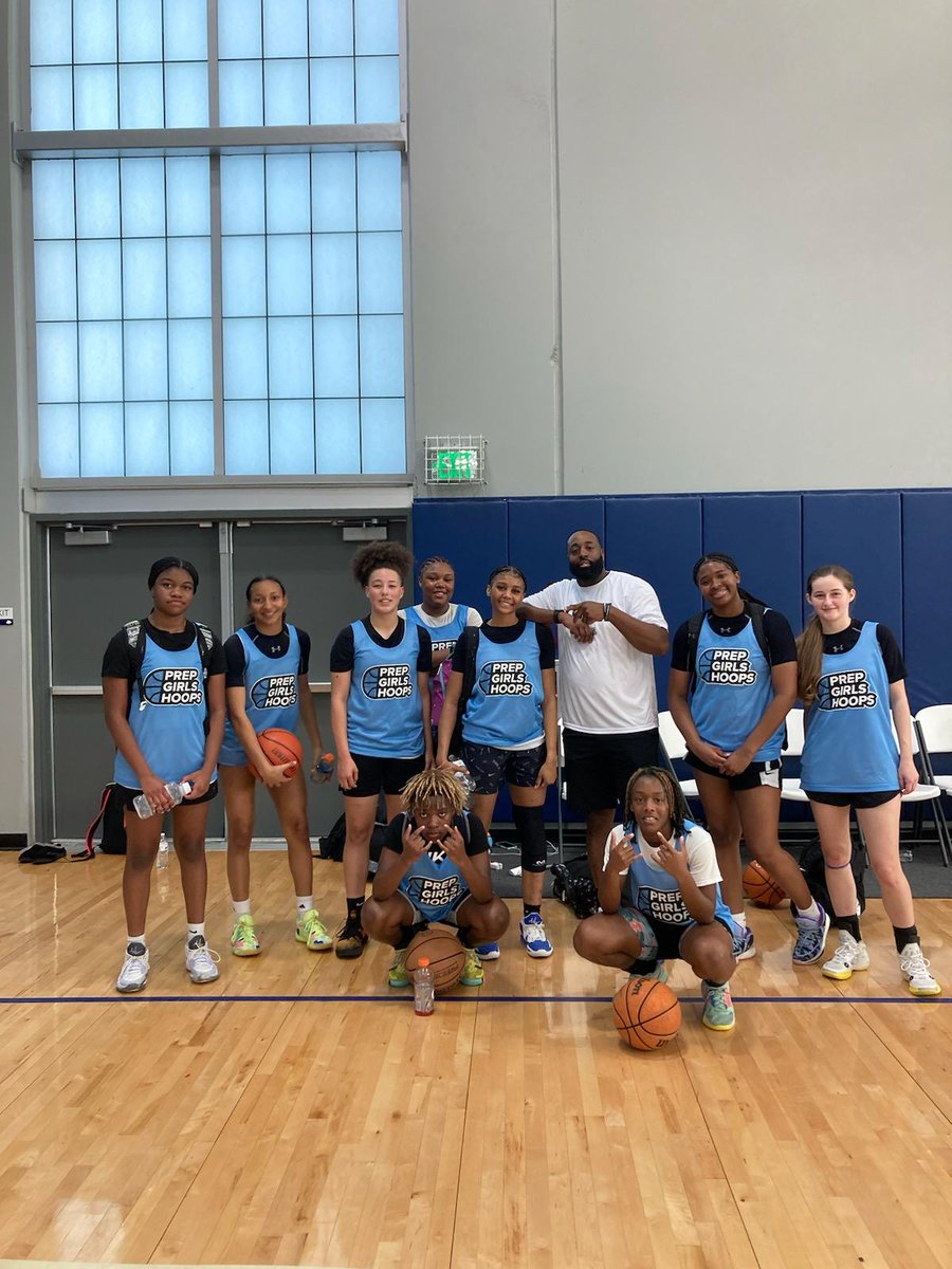 coachmikeford's tweet photo. I enjoyed myself at @PrepHoopsSC Top 250 and @PGH_SCarolina Top 250 working with a solid group of young men and young women.

The group in this picture 👇 stood out the most to me. They were very coachable, played well together, and just played hard. 

Best Wishes This Season https://t.co/oXugwIRVFy