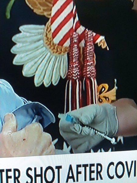 JaxBeachLady222's tweet photo. @MarioNawfal Joe Biden FAKED his 2nd Booster and I caught it Live on TV - NEVER EVER TAKE THIS MAN'S WORD FOR ANYTHING! #NoNeedle https://t.co/agzX3tIHnu