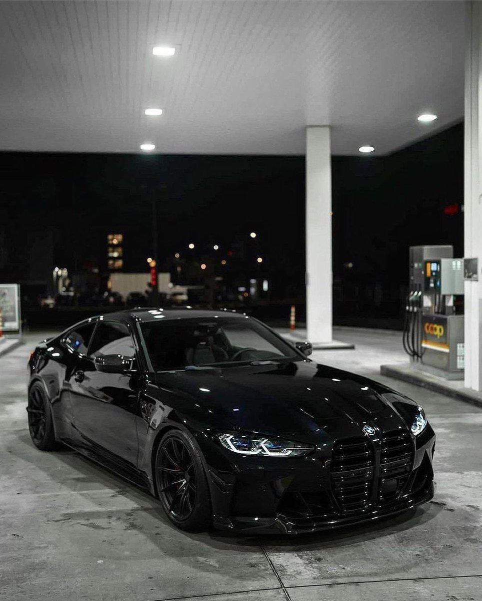 Car Porn tweet media