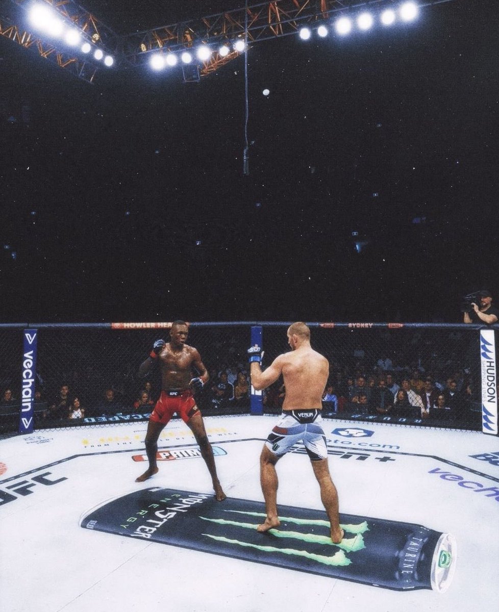 fightpicsgohard's tweet photo. Israel Adesanya vs. Sean Strickland (2023) https://t.co/DKnQnU9DfT