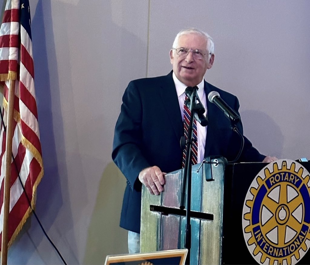 Rotarians and MS Army and Air National Guard General (ret.) Harold Cross reflected on the anniversary of 9/11 today. General Cross gave a harrowing account of his time in DC on that fateful day and encouraged Rotarians to continue to construct a more perfect union.