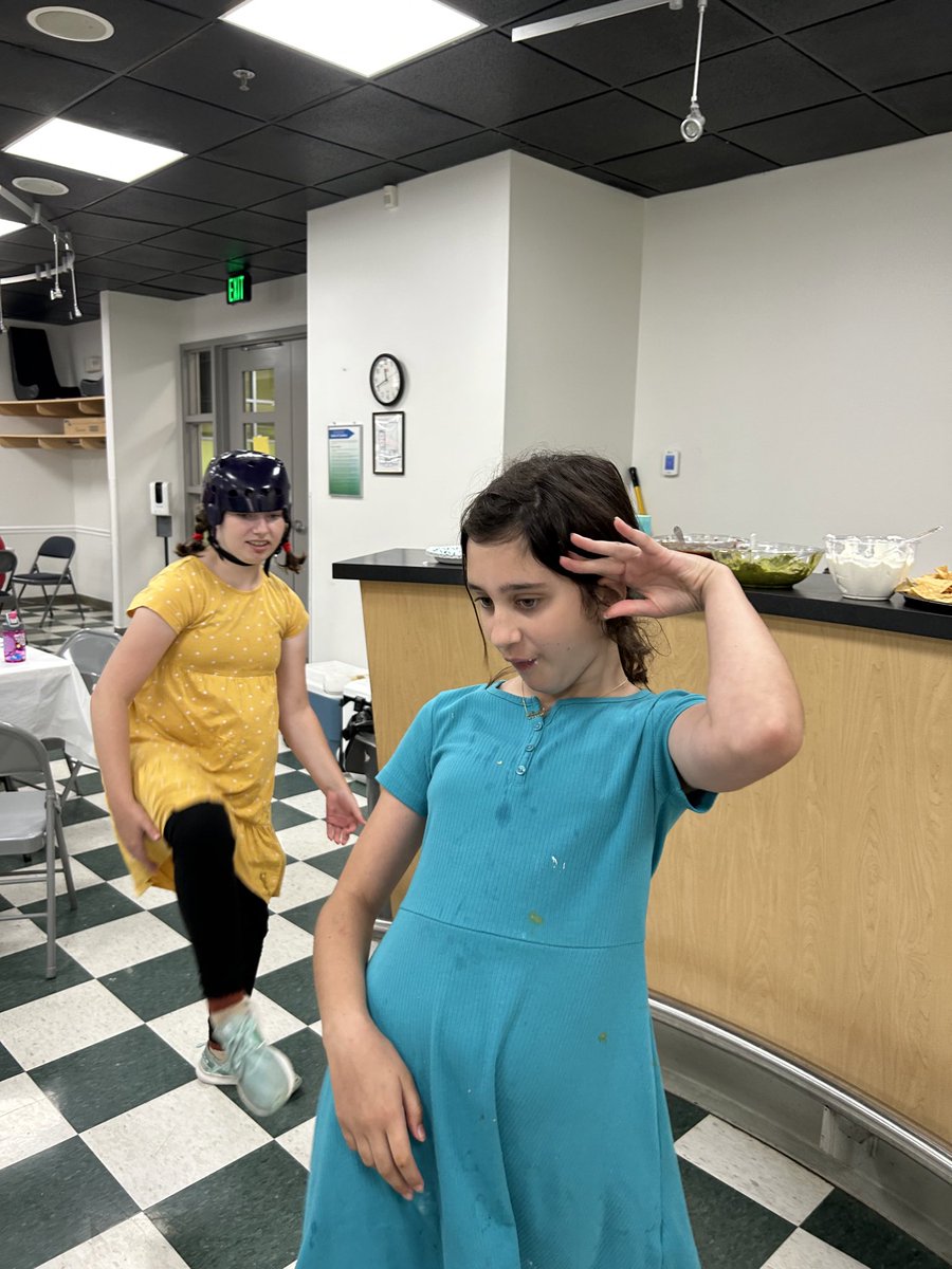 Stephanie Komajda tweet media