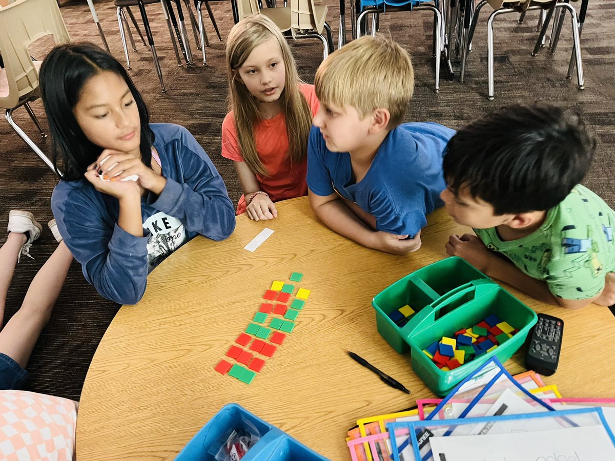 MariaTeros's tweet image. Building our understanding of division with remainders through the book “A Remainder of One”. @HumbleElemMath @HumbleISD_PFE #pfeishappy