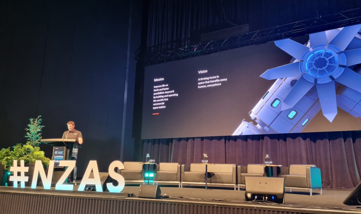 It's really happening 👩‍🚀 <a href="/Axiom_Space/">Axiom Space</a>'s executive VP of in-space solutions <a href="/cmaender/">Christian Maender</a> shares their vision for private human spaceflight and private space stations. This is the future of #Microgravity science.
#nzas23