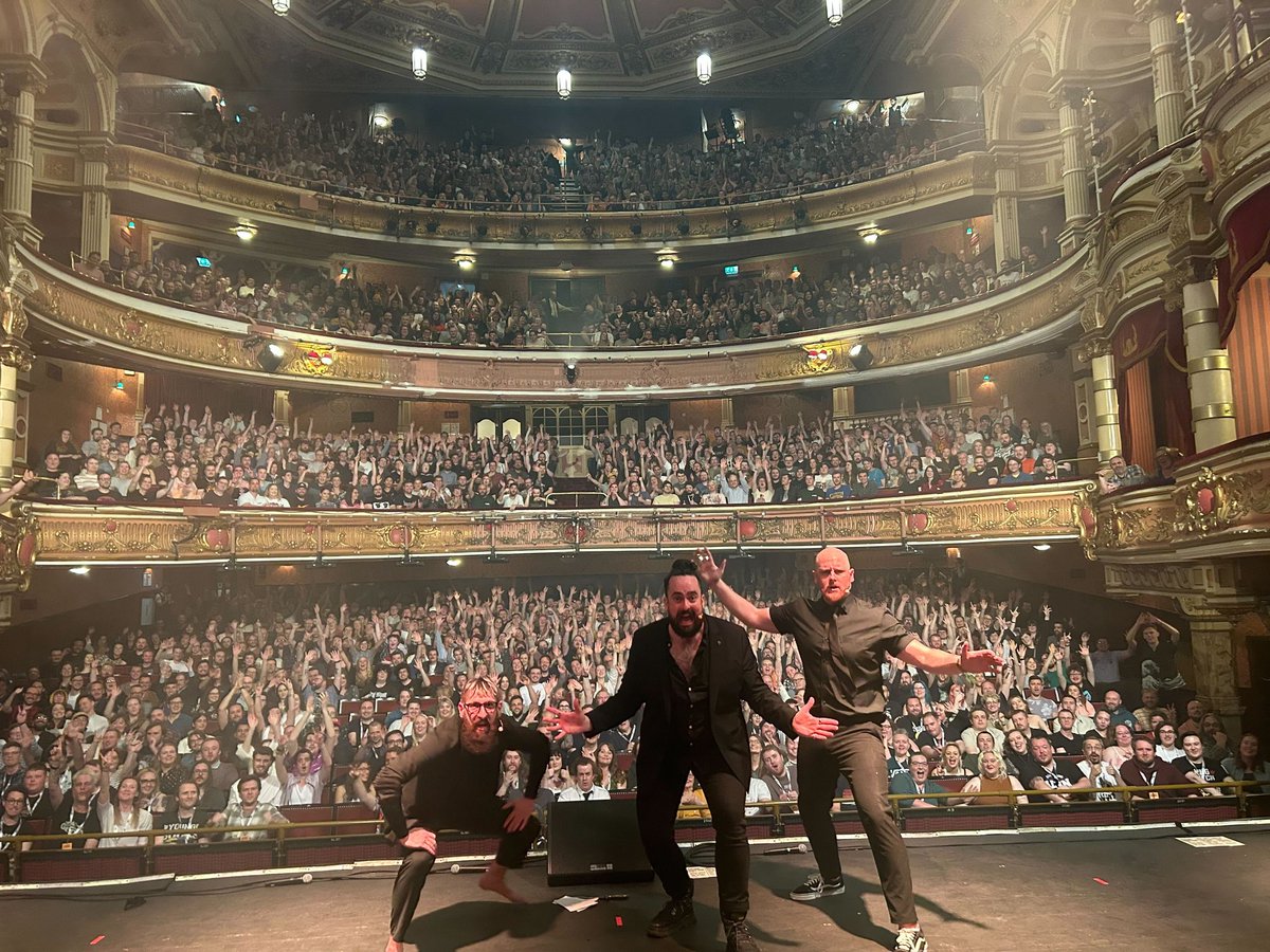 Aunty Donna tweet media