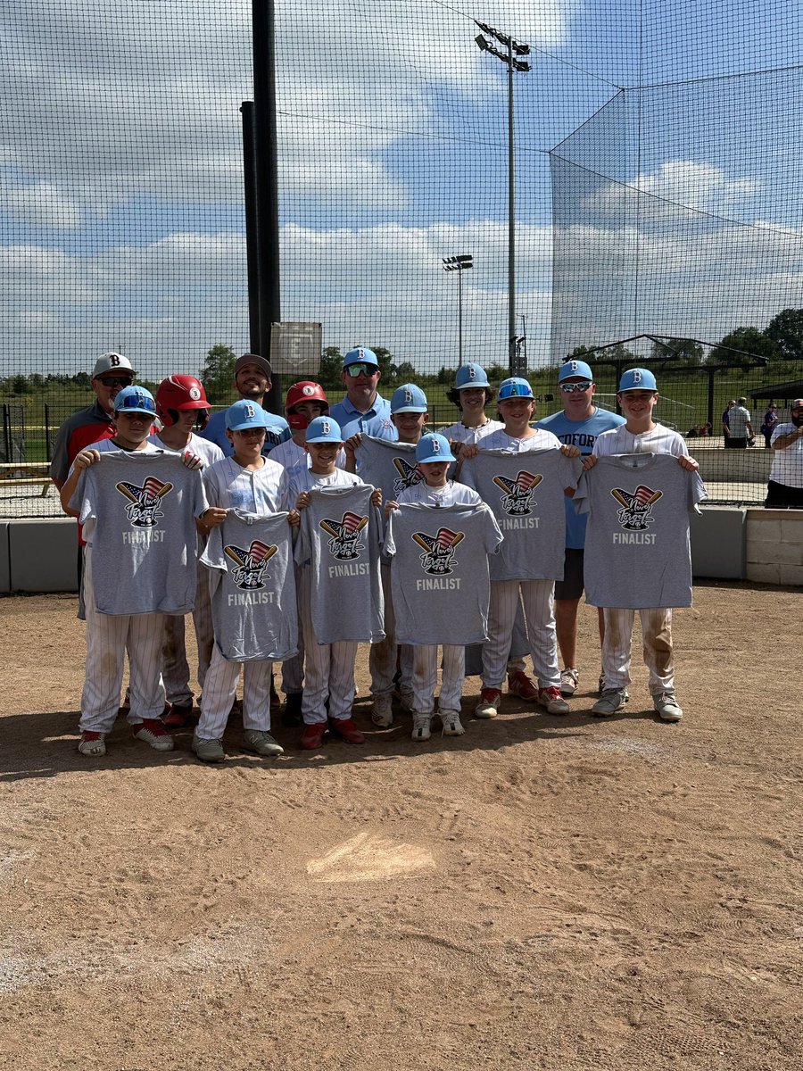TheSelectWay's tweet photo. Congrats to the Bedford Select 13u Zapadka boys for finishing Runner-Up in the @Legacy_CenterMI 9/11 Never Forget Tournament. The Select boys finished the weekend 3-1 and knocked off some rust playing baseball at a high level! #Family #TheSelectWay https://t.co/ugUm2WA8at