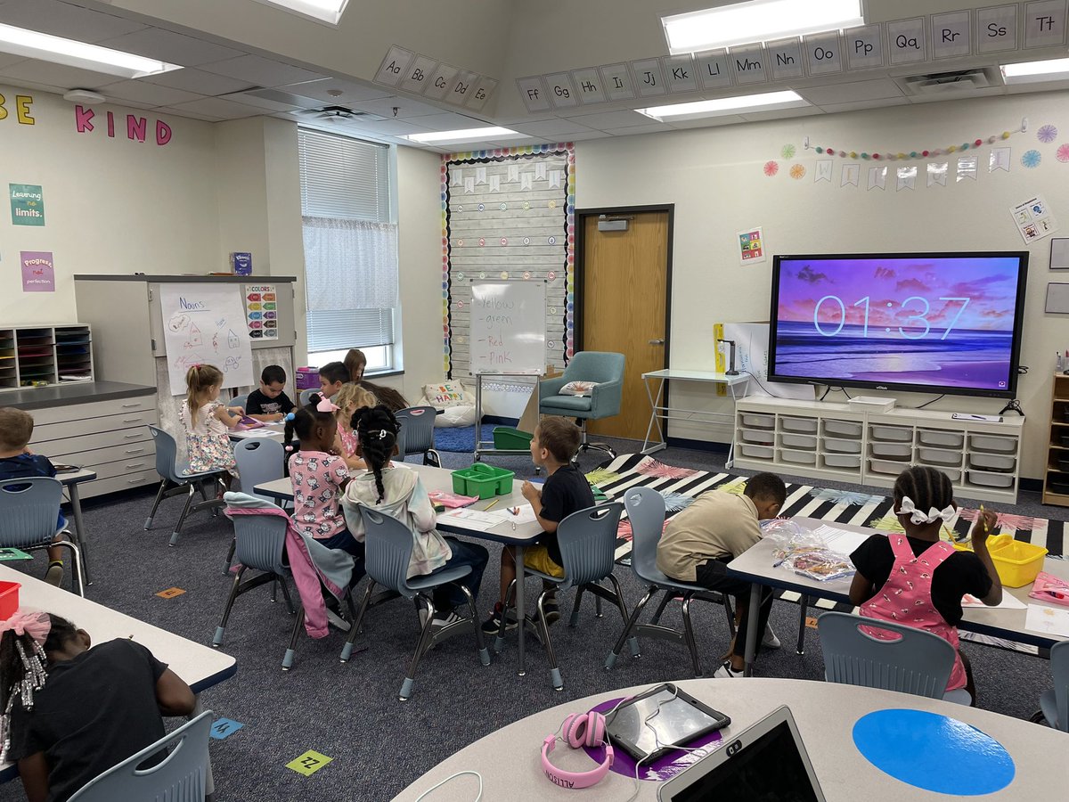 Working on our writing in Kindergarten with quiet music and a timer!! #wearekindergarten <a href="/McNeilElem/">McNeil Elementary</a>