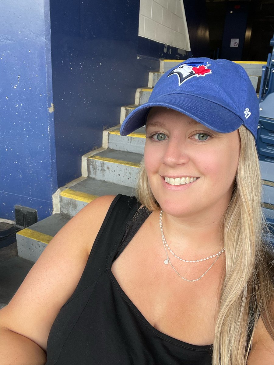 kellyxo's tweet photo. #NextLevel @BlueJays September Baseball ⚾️⚾️ https://t.co/q0KJJ1V6KR