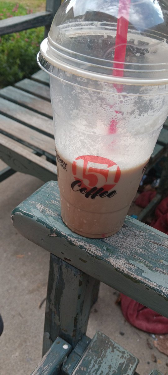 TexasSnowBunny1's tweet photo. My pick me up to make it through the last stretch of my day. Pumpkin Pie Frappe with whipped cream and caramel drizzle. #151coffee #Coffee https://t.co/CX60rQCxv7