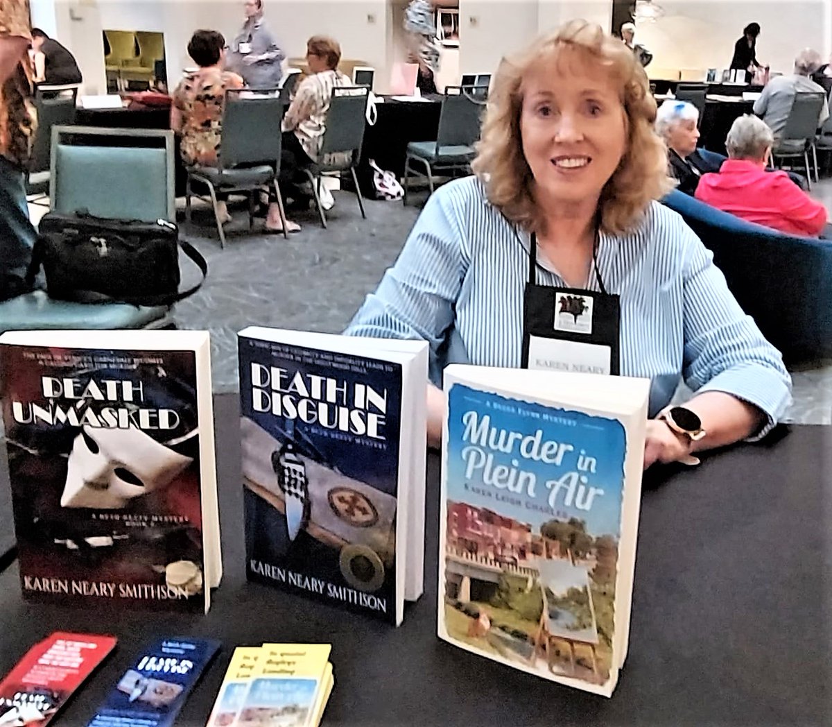 I had a great time at the C3 (Creatures, Crimes & Creativity) fan conference participating in two terrific panels and signing books! @WRDStories @TouchPointPress