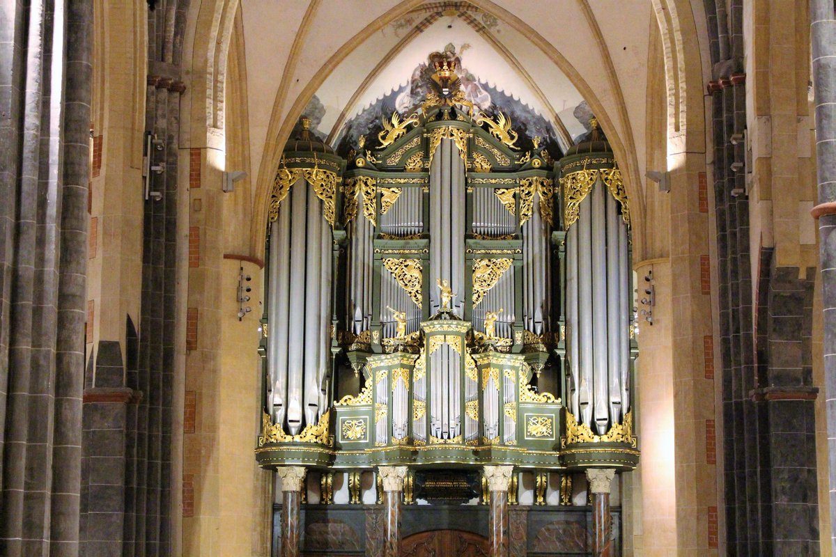 SLOTCONCERT ZOMERSERIE 2023  <a href="/Martinikerk/">Martin</a> GRONINGEN DOOR TITULAIR ORGANIST ERWIN WIERSINGA. Woensdag 13 september om 20.00 uur. Thema: Vater Unser. Werken van Steigleder, Böhm, Cornet, Kluge, Weckmann en Buxtehude. Info: avondmuziek.nl <a href="/AvondmuziekG/">Avondmuziek Martinikerk Groningen</a>