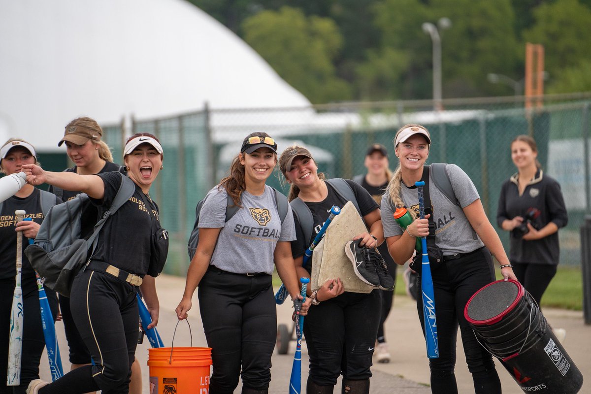 Oakland Softball tweet media
