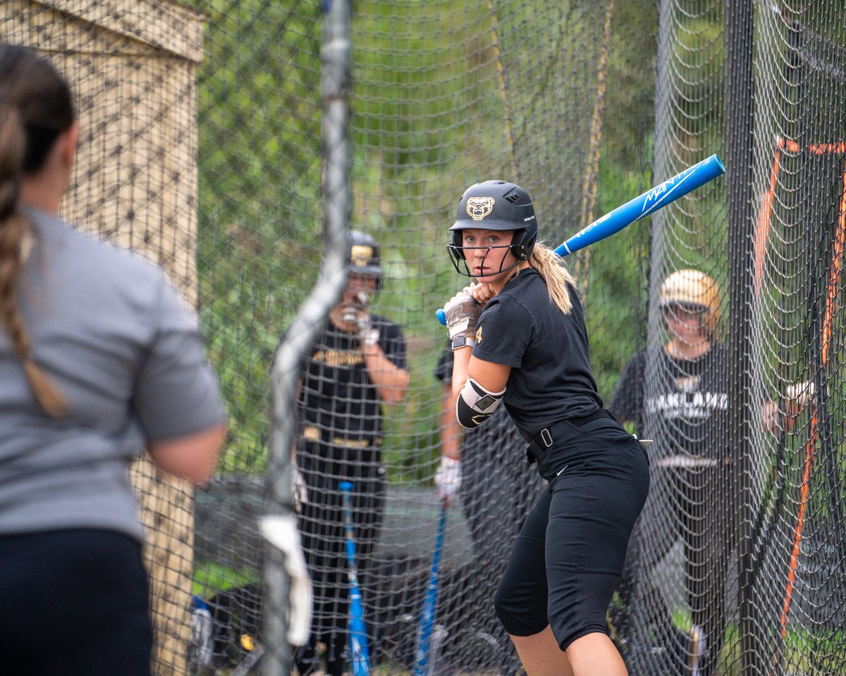 Oakland Softball tweet media