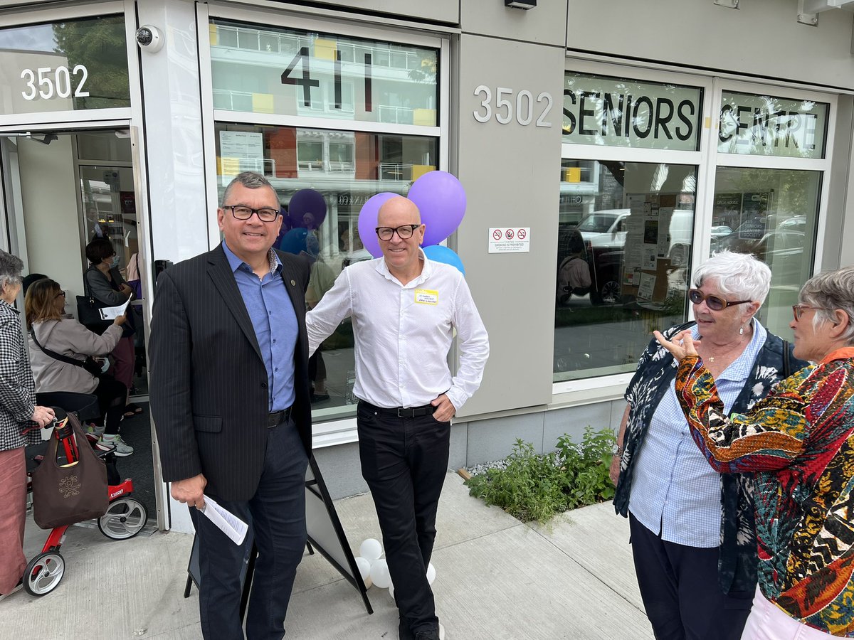 MikeKlassen's tweet photo. Congratulations to @411Seniors Seniors Centre on the grand opening of your new #FraserStreet location! I was delighted to address a packed room full of friends, community leaders & older persons from the n’hood. Spaces like these will help make our city more #AgeFriendly. 
#Vancouver #vanpoli