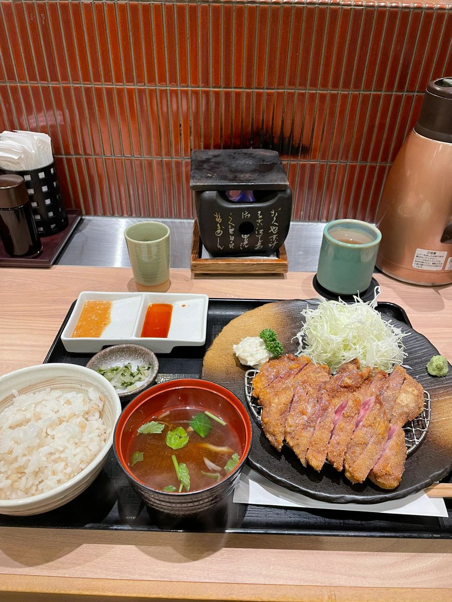 Michellaaq's tweet image. Life must be colorful, but never messy.