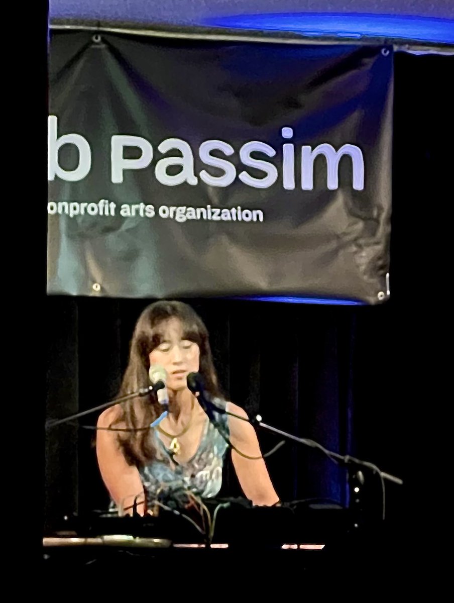 .<a href="/viennateng/">Vienna Teng</a>  <a href="/clubpassim/">Club Passim</a>  9/8/23