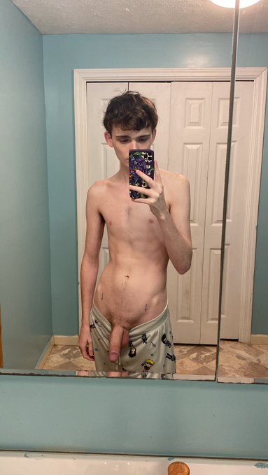 goodnight 2 https://t.co/05tYDDykRD