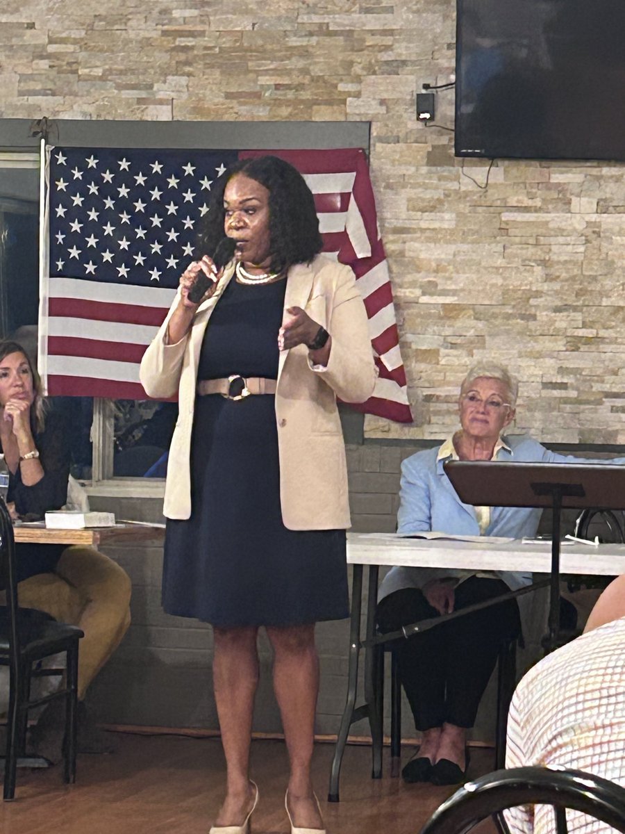 KPENIELS07's tweet photo. Shout out and kudos to St.Clair County GOP for having Alexandria Taylor come out!You guys are beautiful,brilliant,and bold.Michigan NEEDS you!#alexandriaforsenate #alexandriataylor #migop #leanright #2Amysecondamendment #faithfamilyfreedom #impactmichigan2024 🇺🇸🇺🇸🇺🇸🙏🏾🙏🏾🙏🏾 https://t.co/l5yJSCnOD8