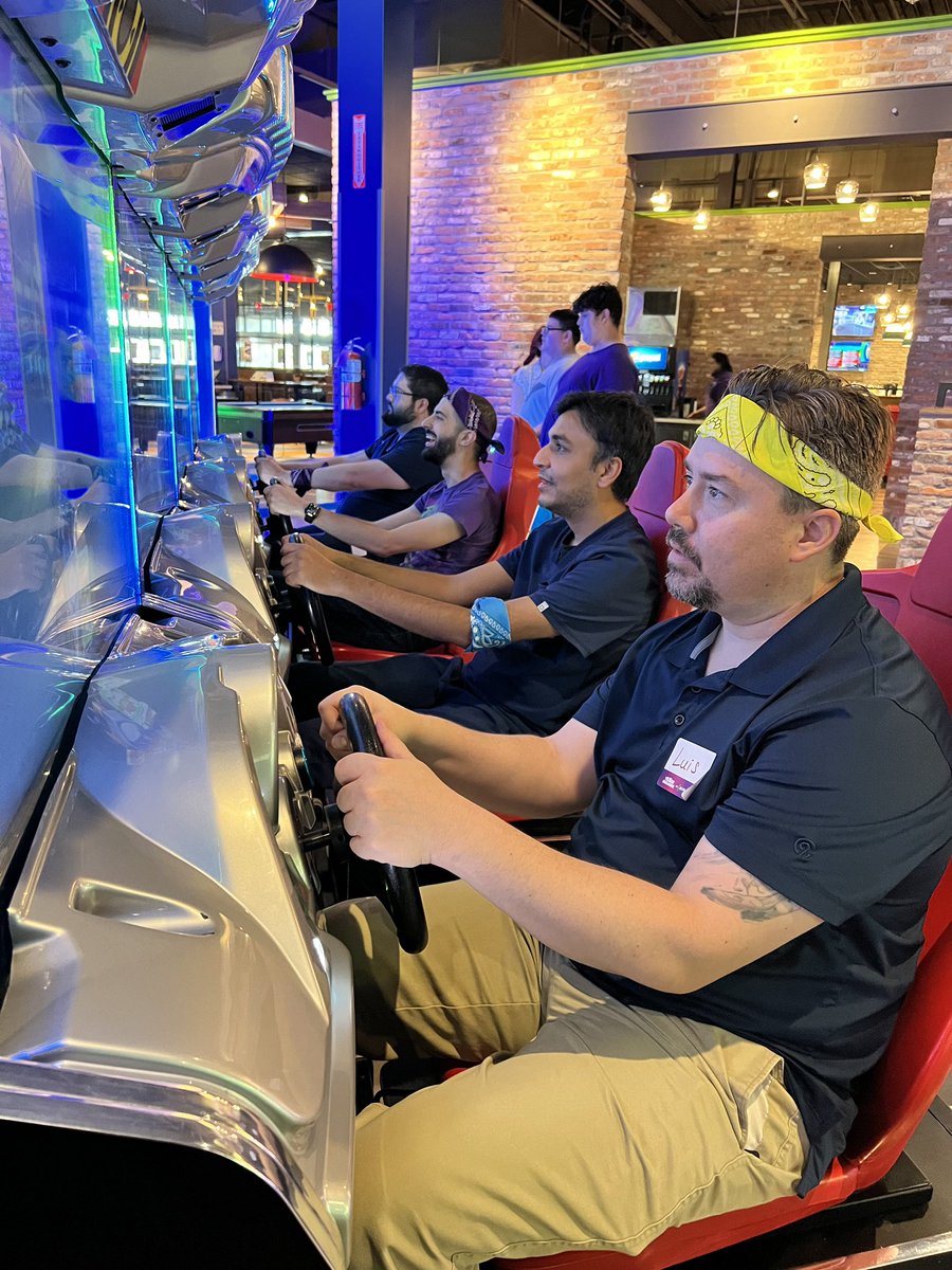 LaredoFMR's tweet photo. Resident wellness is a very important part of residency, and at our program we have wellness activities to help residents to relax and have fun! 
Todays wellness activity was at #mainevent !!! 🎉 

#Medicine #FamilyMedicine #FMResidency #FMRevolution #ResidencyLife #MedTwitter https://t.co/pPx0wWcXTe