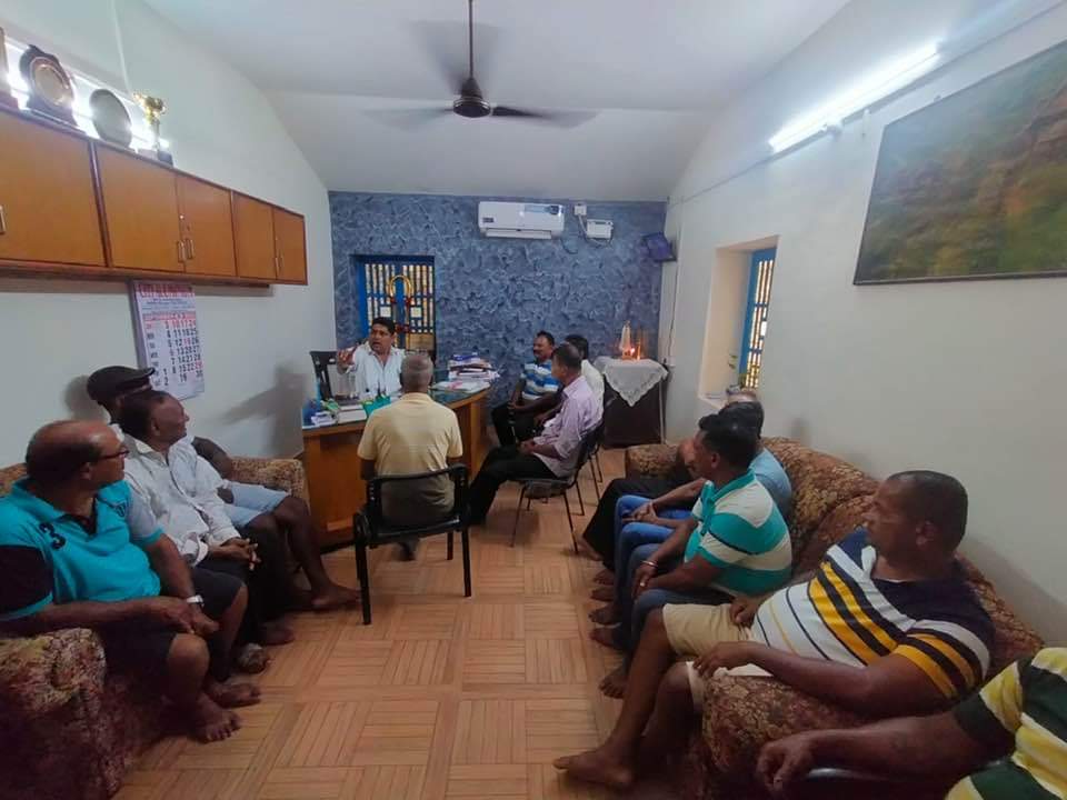 ReginaldoGoa's tweet photo. Had a meeting with farmers for the left our work of all the lakes in Curtorim, our aim is to even better the past position of fields in Curtorim, we hope to succeed although it’s a tough task and we sincerely pray God helps us #curtorimConstituencyFirst https://t.co/AqK4y0z0JX