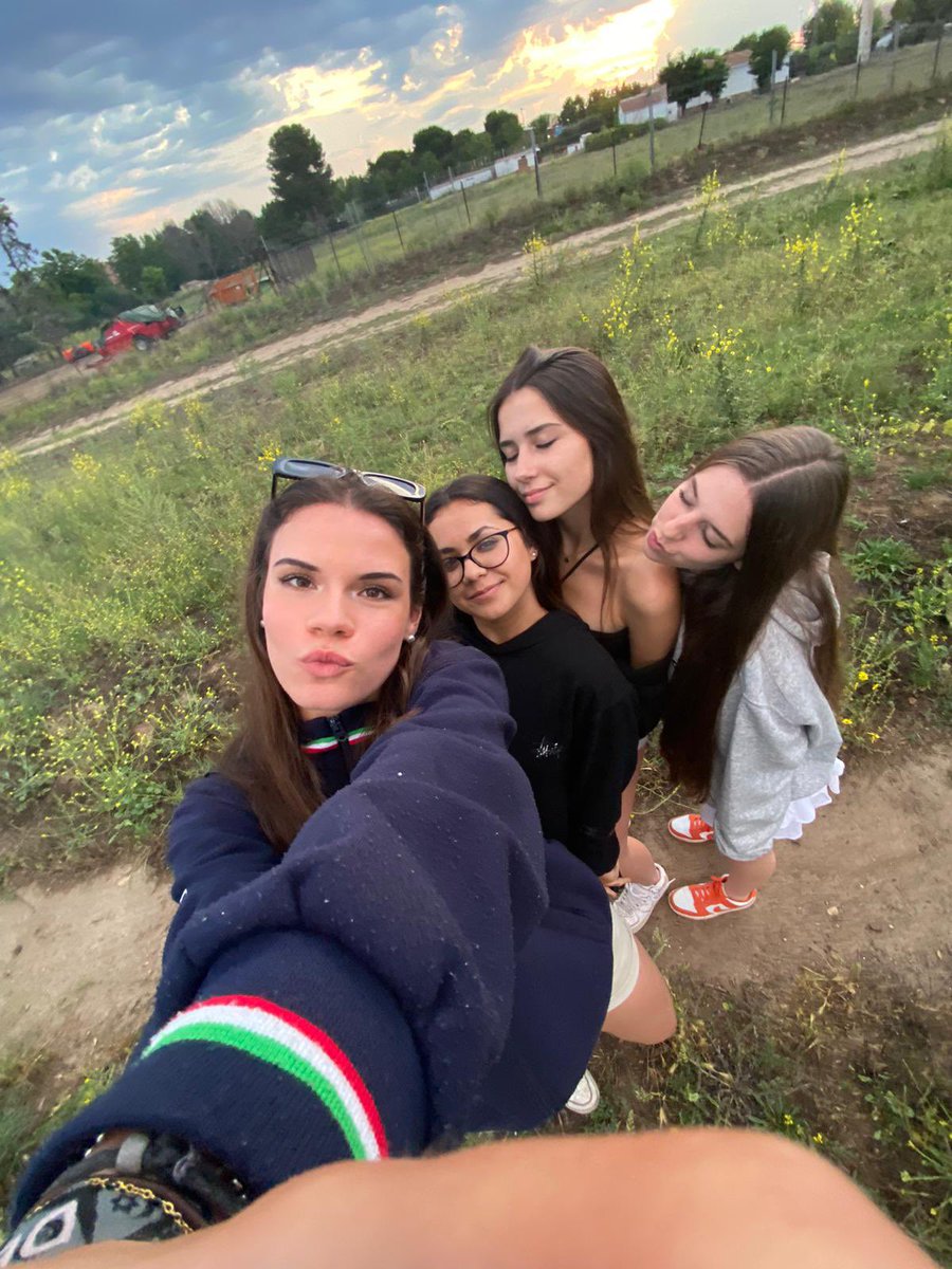 loreenaaaaaaaaa's tweet photo. @Baytarms https://t.co/41DpkT4BDc
