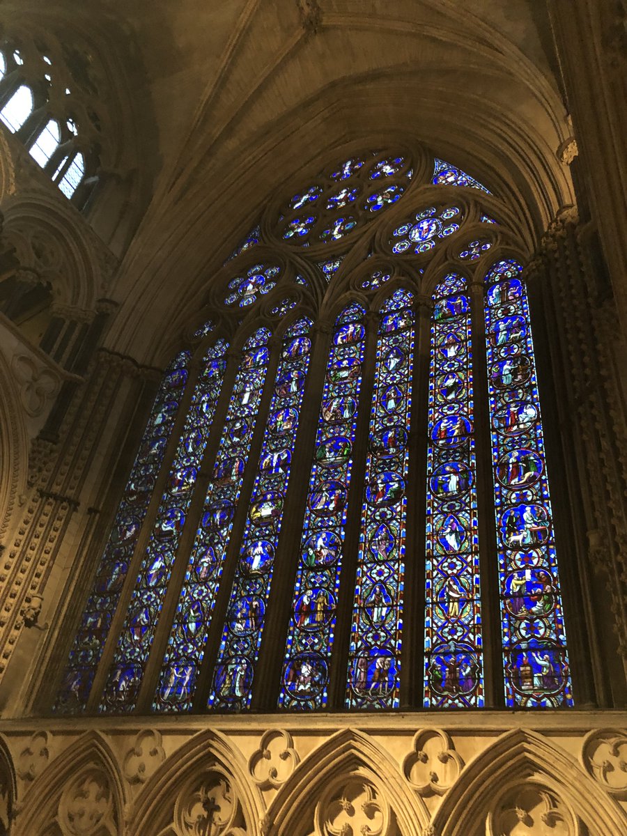 HidenIsochema's tweet image. And Lincoln Cathedral in all its gothic slendour at #RAMS2023 @UoLChemistry this evening...