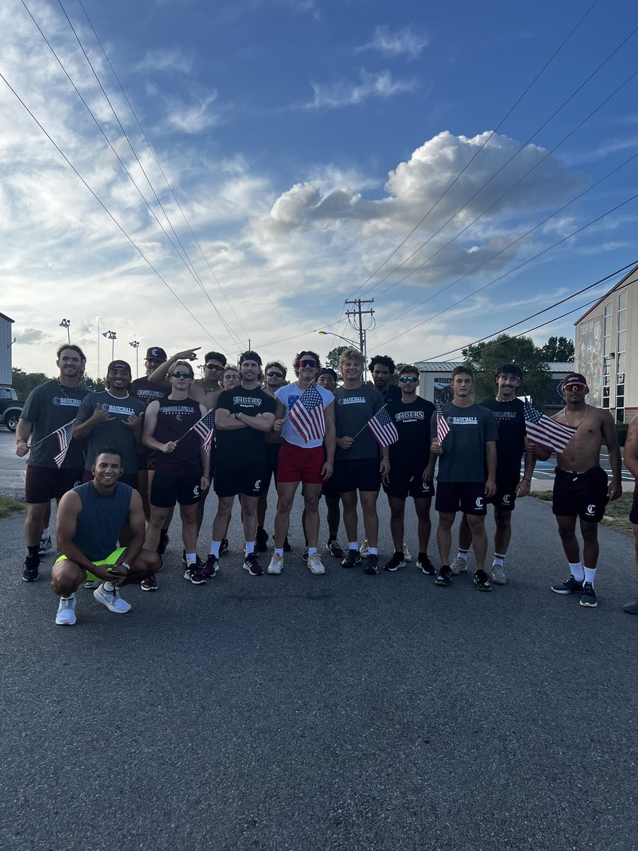 CTigersBaseball's tweet photo. Great job by the Tigers to honor those lost on 9/11! https://t.co/ywF5Mwqf4Q