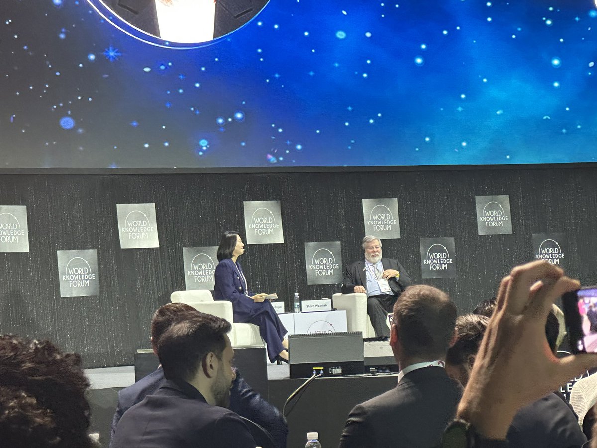 Jerry Chow (@jmchow) on Twitter photo Excited to be at the <a href="/wkforum/">World Knowledge Forum</a> in Seoul this week representing #ibmquantum as part of a number of panel discussions on Quantum Computing within the theme of “Techno Big Bang: Humanity on the Shoulders of Giants.” The one and only <a href="/stevewoz/">Steve Wozniak</a> kicking the event off! Excited to be at the <a href="/wkforum/">World Knowledge Forum</a> in Seoul this week representing #ibmquantum as part of a number of panel discussions on Quantum Computing within the theme of “Techno Big Bang: Humanity on the Shoulders of Giants.” The one and only <a href="/stevewoz/">Steve Wozniak</a> kicking the event off!