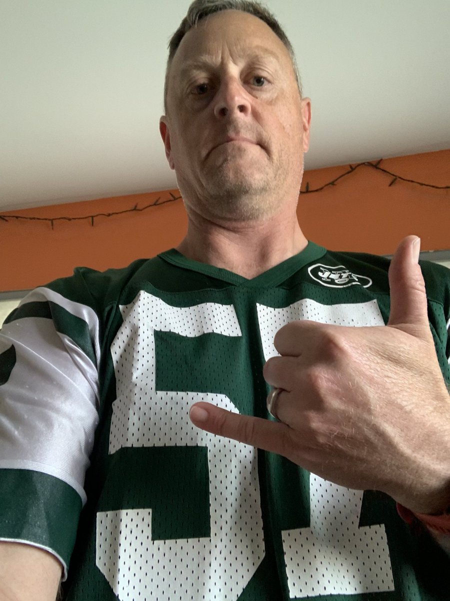 the_mister_mack's tweet image. In honor of #throwbacks and being excited (finally) for a @nyjets season opener….
I pulled out the #MoLewis #Jets Jersey. 

LETS GO!!!! #BeatBuffalo