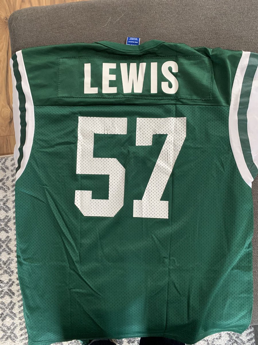 the_mister_mack's tweet image. In honor of #throwbacks and being excited (finally) for a @nyjets season opener….
I pulled out the #MoLewis #Jets Jersey. 

LETS GO!!!! #BeatBuffalo