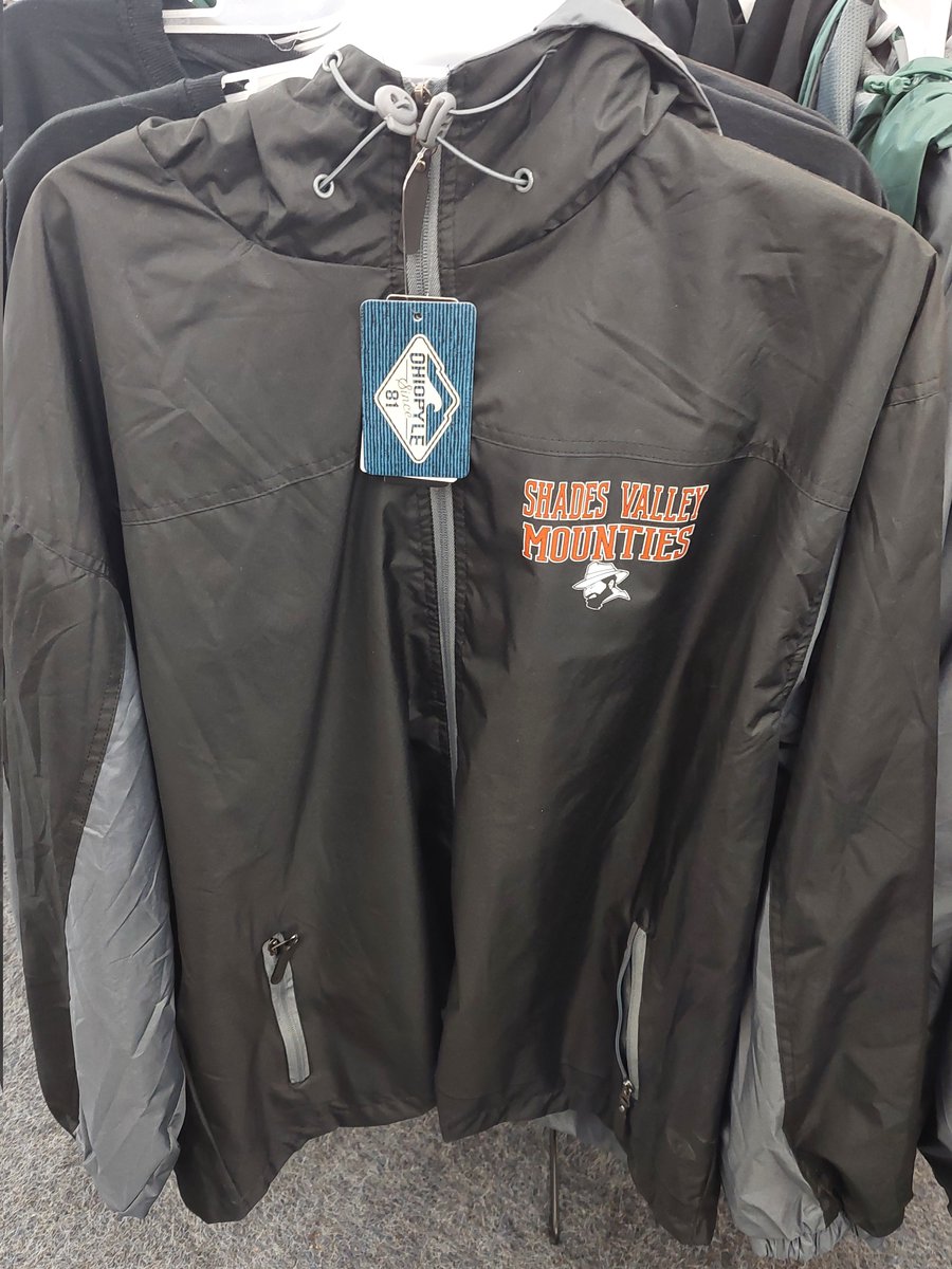 svmounties's tweet photo. CVS across from Walmart at old Eastwood Mall actually has some SV merchandise! Several sizes of each t-shirt, hoodie &amp; jacket, as well as a cap. Finally, somewhere local has Mountie merchandise! #GoMounties 🔴⚫️🔥 https://t.co/pdlcmQyfOR