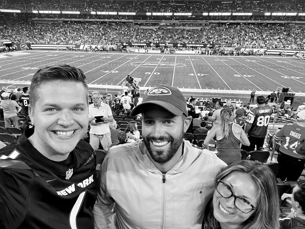 MLGPuckett's tweet image. J E T S