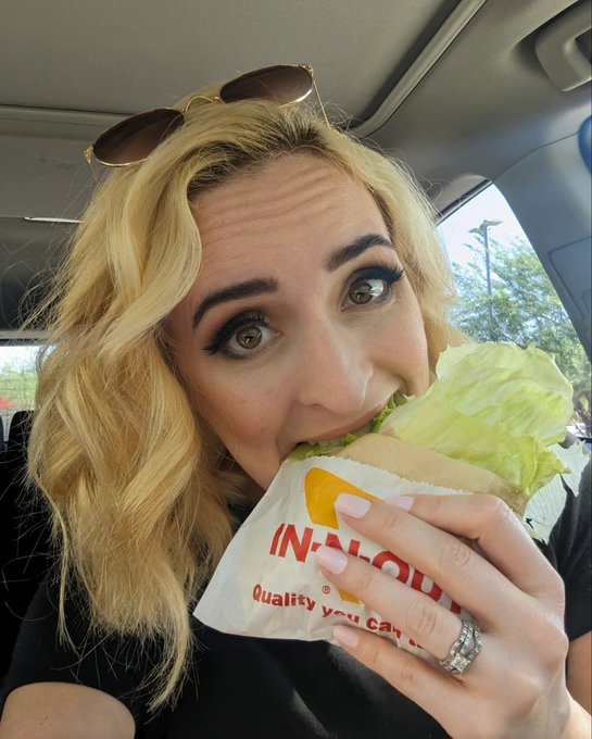 Took myself on a lunch date after a shoot 😜 https://t.co/zJLoEVefFP<a href="/tag/nsfw"class="tags"><span>#nsfw</span></a><a href="/tag/accountant"class="tags"><span>#accountant</span></a><a href="/tag/onlyfans"class="tags"><span>#onlyfans</span></a>