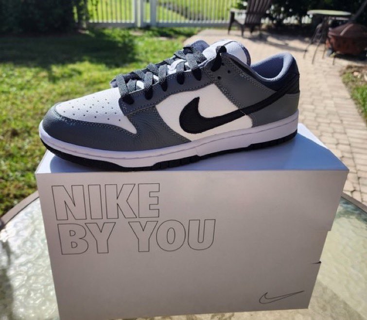 snkr_twitr's tweet photo. AD: Nike Dunk Low By You restocked today via Nike US

Customize -> https://t.co/tdUUJLeyhm

📷 @DavidWi03675075, @BaconErryDay, @steve980

Post your designs below 👇 https://t.co/tLKkIABe4k