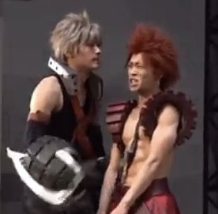 MangoIceCrm's tweet photo. Musical krbk... I just think they should kiss https://t.co/drPaqOC9vT