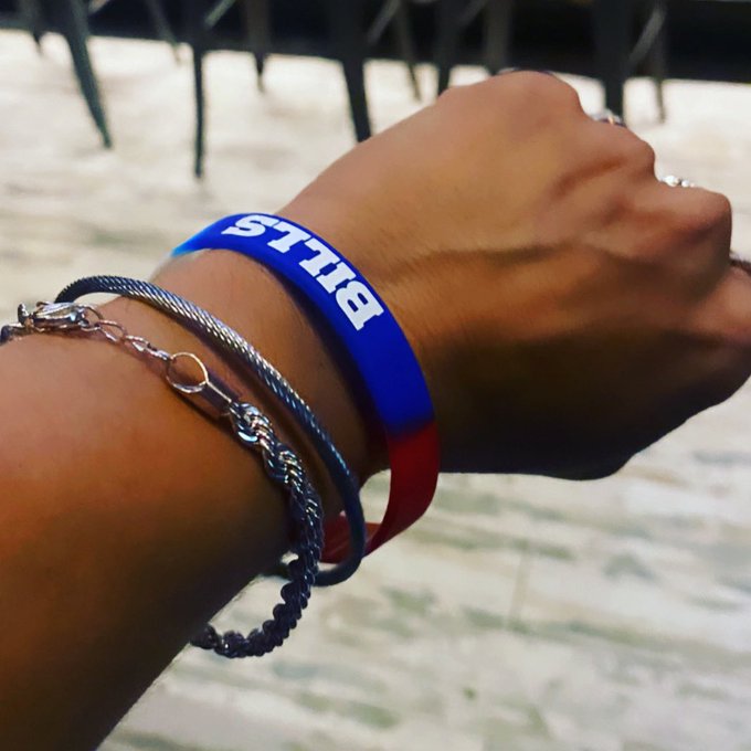 Let&rsquo;s go #bills #billsmafia #buffalobills @earlymercy I need -2.5 https://t.co/ruWh2IGshr<a href="/tag/bills"class="tags">#bills</a><a href="/tag/billsmafia"class="tags">#billsmafia</a><a href="/tag/buffalobills"class="tags">#buffalobills</a><a class="tags" target="_blank" title="On Twitter" href="/?out=eyJ0eXAiOiJKV1QiLCJhbGciOiJIUzUxMiJ9.eyJpYXQiOjE3MjQ5MjAyMzYsImlzcyI6InR3cG9ybnN0YXJzLmNvbSIsIm5iZiI6MTcyNDkyMDIzNiwiZXhwIjoxNzU2NDU2MjM2LCJyZWRpcmVjdF91cmwiOiJodHRwczovL3R3aXR0ZXIuY29tL2Vhcmx5bWVyY3kifQ.MVCrGzRii4AdpXaG3KjLfBO5QX_o8OSbo6hXGiu-IGQoTdqwtjMoPkFWgU971aO3fcJrL4fY375mNfVETMMUCQ">@earlymercy</a>