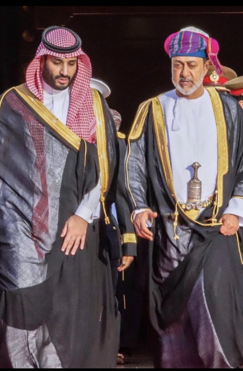 KhdrTabt's tweet photo. اللهم احفظه بحفظك
قائدنا لا يهدأ فهو يحمل آمال السعودية والسعوديين ويجوب الشرق والغرب لأجل رفعتنا وعزنا ..

ادعوا له في صلاتكم وفي قلوبكم ..
#ولي_العهد_في_سلطنه_عمان
#قبيلة_ابناء_يافع
#المملكة_العربية_السعودية https://t.co/5zc9MSOfuz