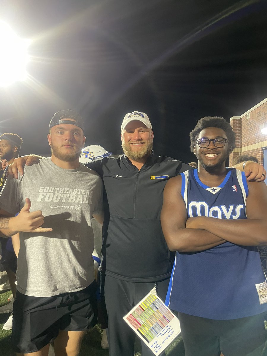 CoachChiOL's tweet photo. #AGTG After a great conversation with @CoachGreenOL I am blessed to receive an offer from southeastern Oklahoma university!!! @BengalLifestyle @KentLaster @CoachHitchens @CoachAkalex @CoachJReliford https://t.co/KW9RGn1llR
