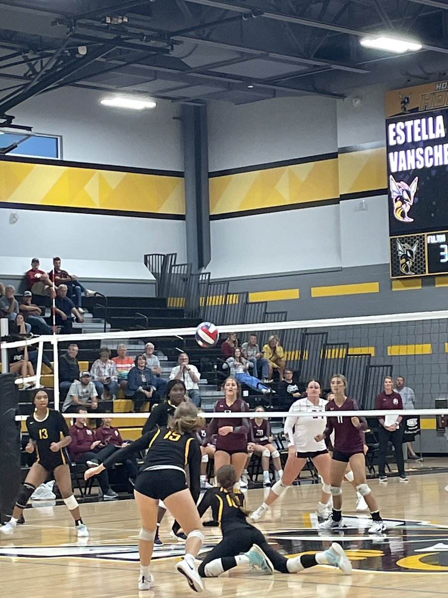 FHS Hornets tweet media