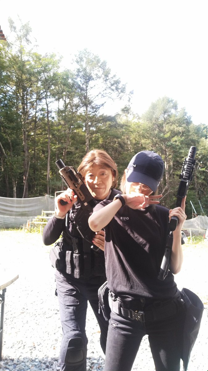 ShioKroom7114's tweet photo. 平日だけどサバゲーすんぞ〜♥
#HyperionGate https://t.co/FjFgc75TIA