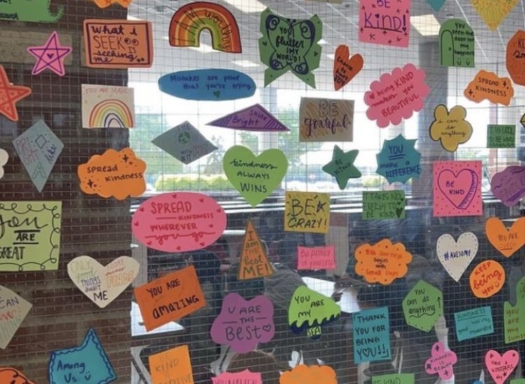 Hebron_HS's tweet image. Thank you @HebronHS_StuCo for helping us kick off Kindness Week!!
#LISDBeKind