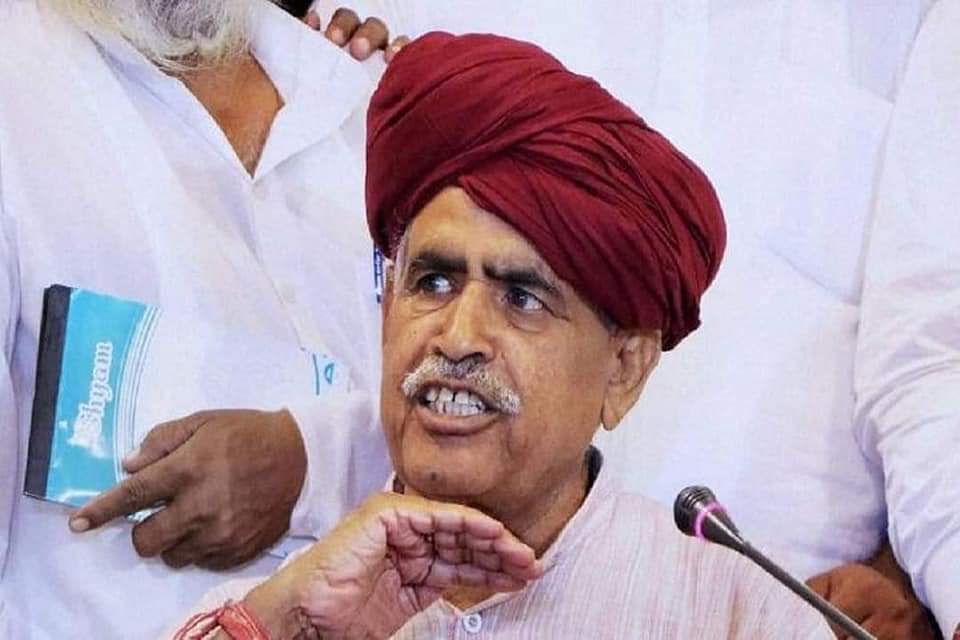 SunitaBainsla's tweet photo. कर्नल किरोड़ी सिंह बैंसला : (12.09.1939 - 31.03.2022)
न भूतो न भविष्यति.

प्रणाम पटरी वाले बाबा
प्रणाम लाल पगड़ी वाले बाबा
प्रणाम वंचितों के मसीहा
प्रणाम योद्धा क्रान्तिकारी
प्रणाम महान समाज सुधारक
प्रणाम महानायक
प्रणाम युगपुरुष
प्रणाम कर्नल बैंसला
#कर्नल_बैंसला_जयंती https://t.co/8nabaYqEpc