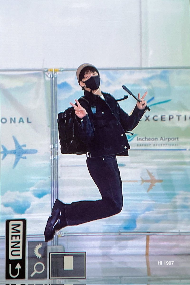 ddakgu9_JK's tweet photo. 세븐에 대한 Go higher🔥 의지가 엿보임
내맘대로 해석 😁😆 https://t.co/cOsXW1BdpH
