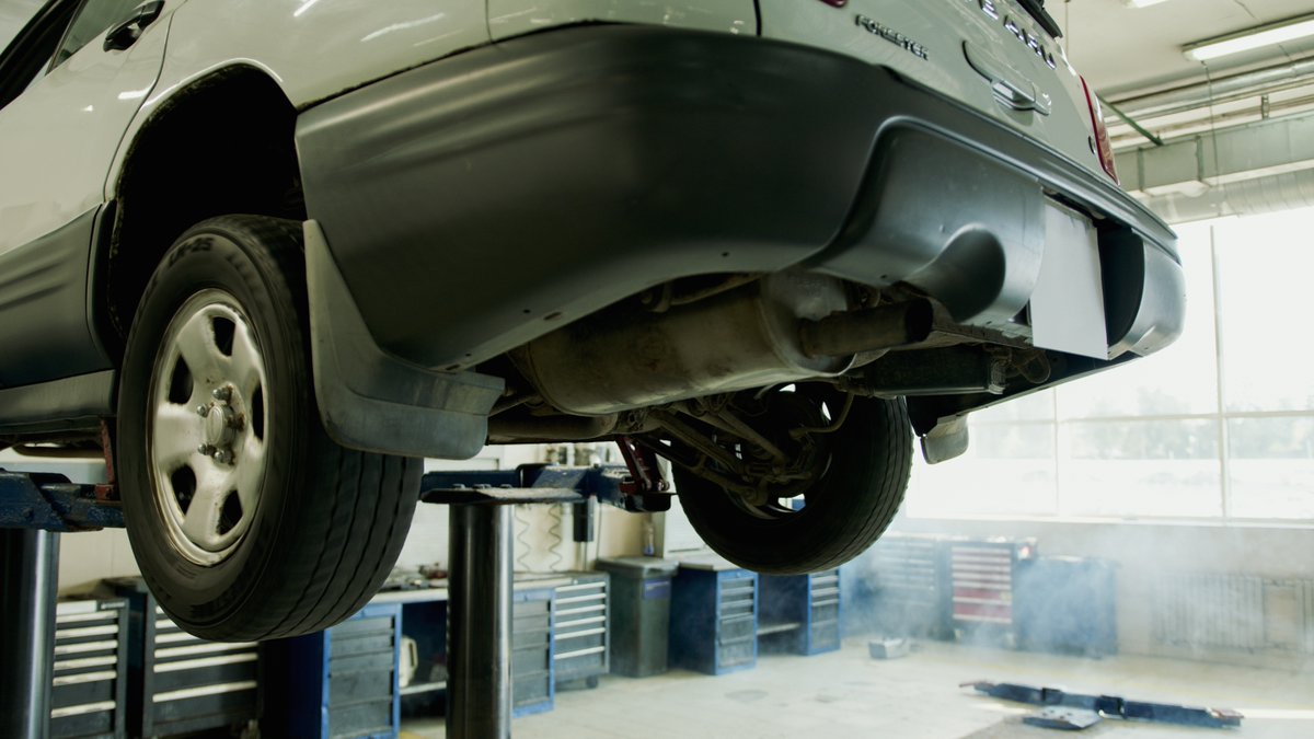 AZTechAutoShop's tweet photo. Our team of skilled technicians is committed to providing top-notch automotive services. Whether it's an oil change or a major repair, you can trust them with your vehicle. 

https://t.co/N2xKQWJy4l

#AutomotiveServices #CarMaintenance #AtoZTechAutomotive https://t.co/ar3RiTc9UL