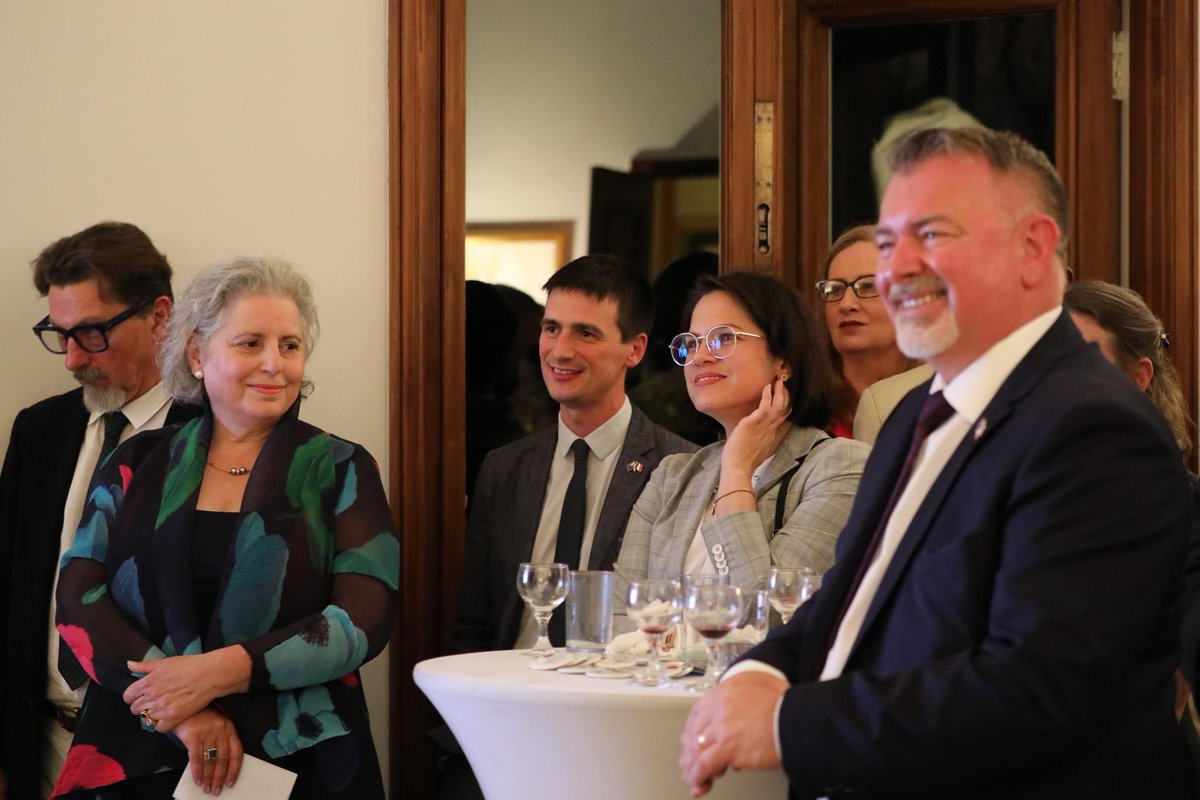 AF_Canberra's tweet photo. On Thursday 7 September, we celebrated three birthdays at the French Embassy to Australia. 

🎉 80th anniversary of Alliance Francaise of Canberra
🎉 50th anniversary of the French Australian Pre School
🎉 40th anniversary of @LfacCanberra 
 #canberralocals #alliancefrançaise https://t.co/Mo08QkY6bF