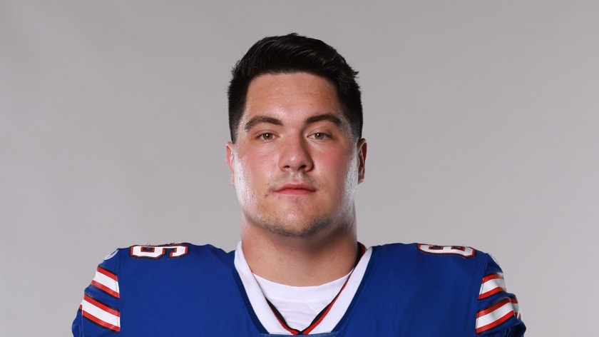 BaseballDebt's tweet image. Yo the @nyjets and the @BuffaloBills have a Starting OL named Connor McGovern... 

and I'm convinced they're the same person...

#MondayNightFootball #Jets #BillsMafia #NFL