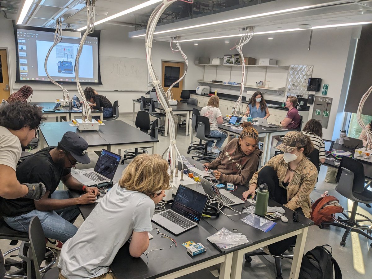 Mark Laubach tweet media