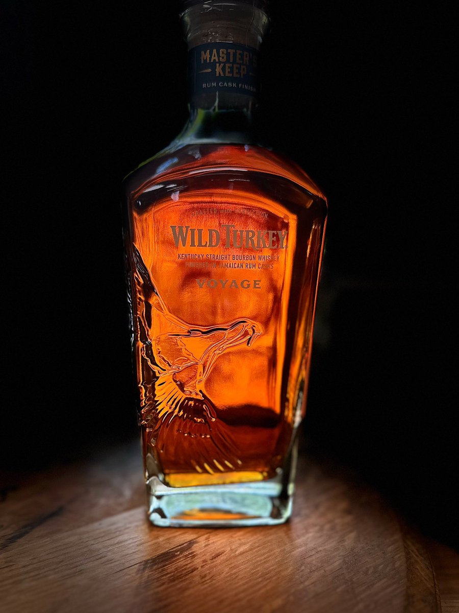 FirebirdBo's tweet photo. With admittedly limited #Rum knowledge, I wondered how this one would hit me. Update! I REALLY like the #MastersKeep #Voyage! Just the right hints of rum on the nose & finish, while undeniably @WildTurkey on the palate! #Bourbon #Whiskey #AppletonEstate https://t.co/1qJJzJxwj2